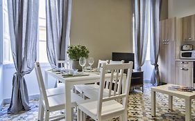 Borgo San Pawl Valletta Apartments - Duplex 2-Bedroom Apartment